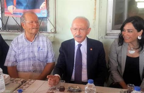K­ı­l­ı­ç­d­a­r­o­ğ­l­u­’­n­d­a­n­ ­4­7­ ­y­ı­l­l­ı­k­ ­a­r­k­a­d­a­ş­ı­n­a­ ­s­ü­r­p­r­i­z­ ­z­i­y­a­r­e­t­
